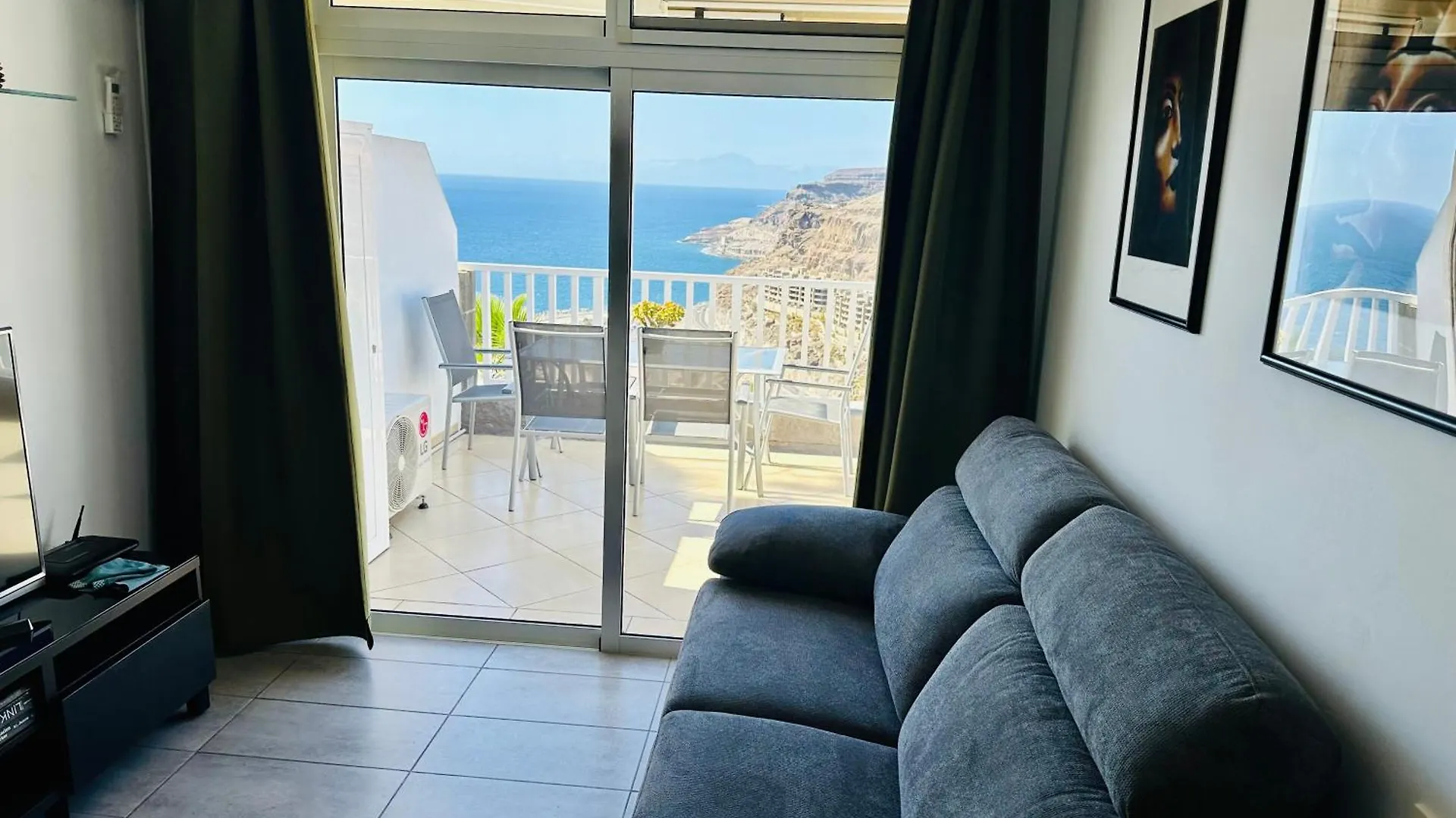 Balcon De Amadores Con Vista Al Oceano Spanien